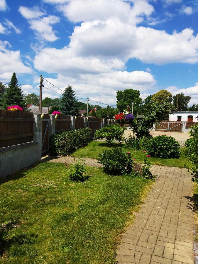 Ubytovani Poustka Frantiskovy Lazne Exterior photo